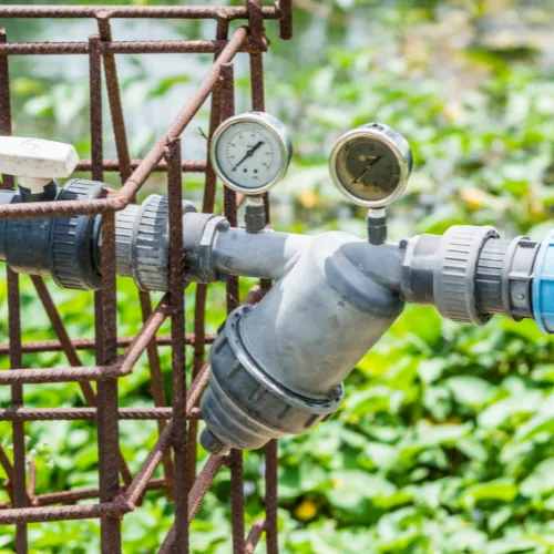 Installing-a-smart-villa-drip-irrigation-system