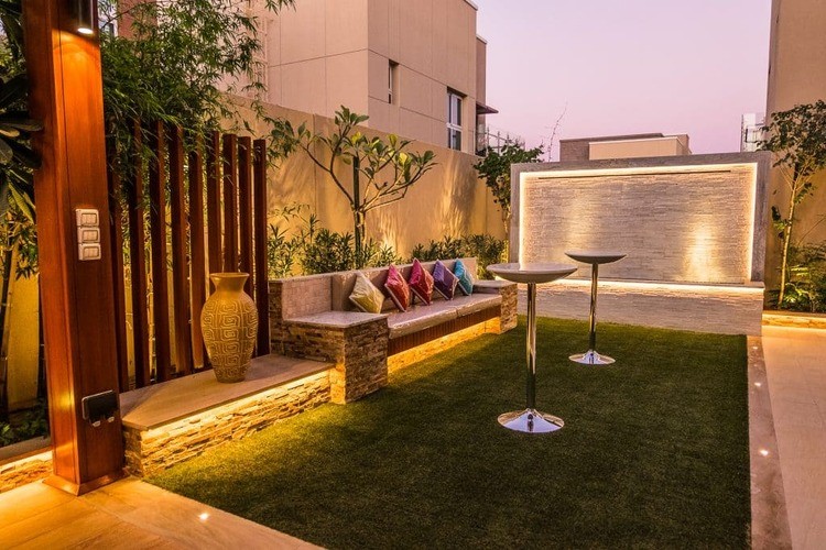 landscaping-of-a-villa-in-sari